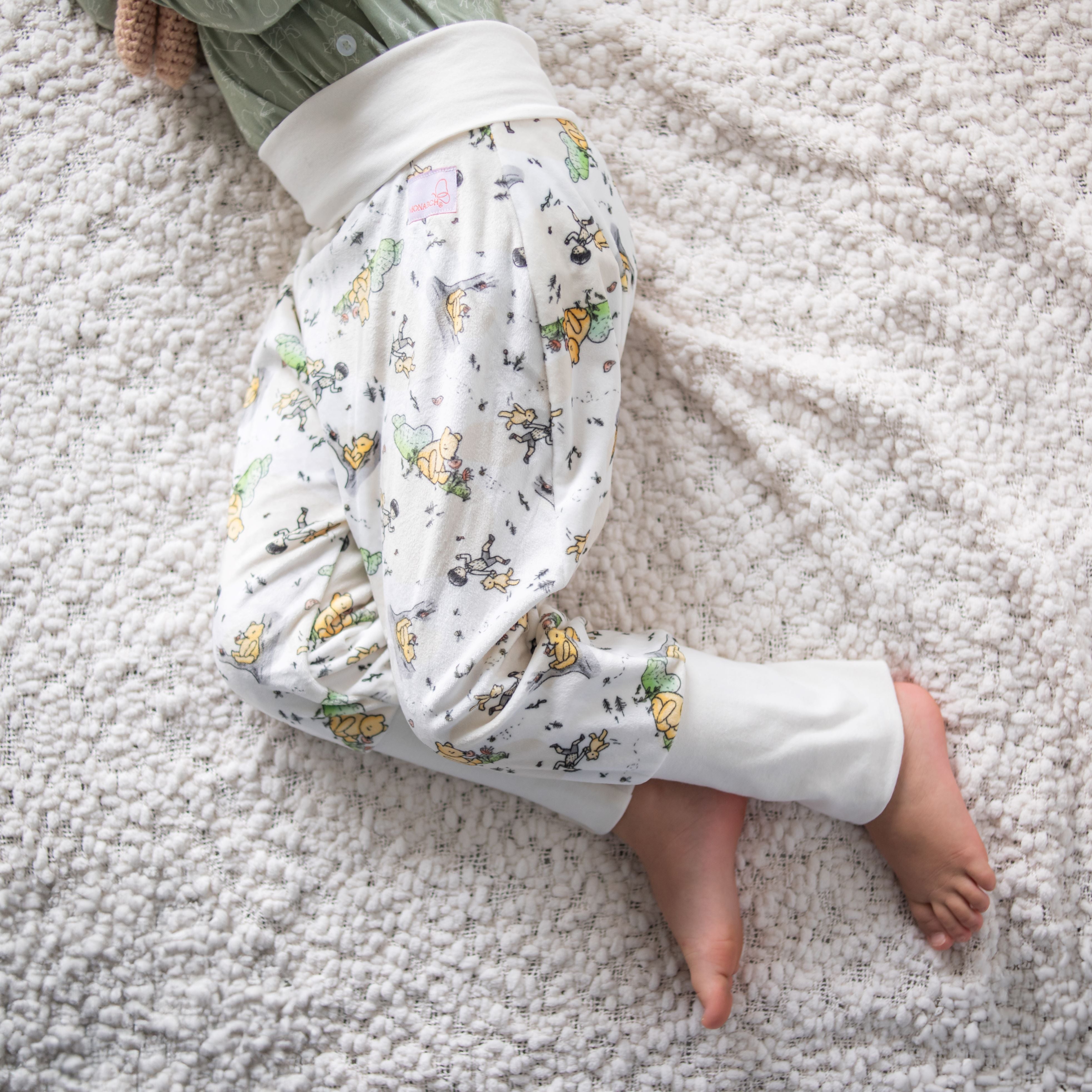 Grow-With-Me Cozy Pants | Classic Pooh