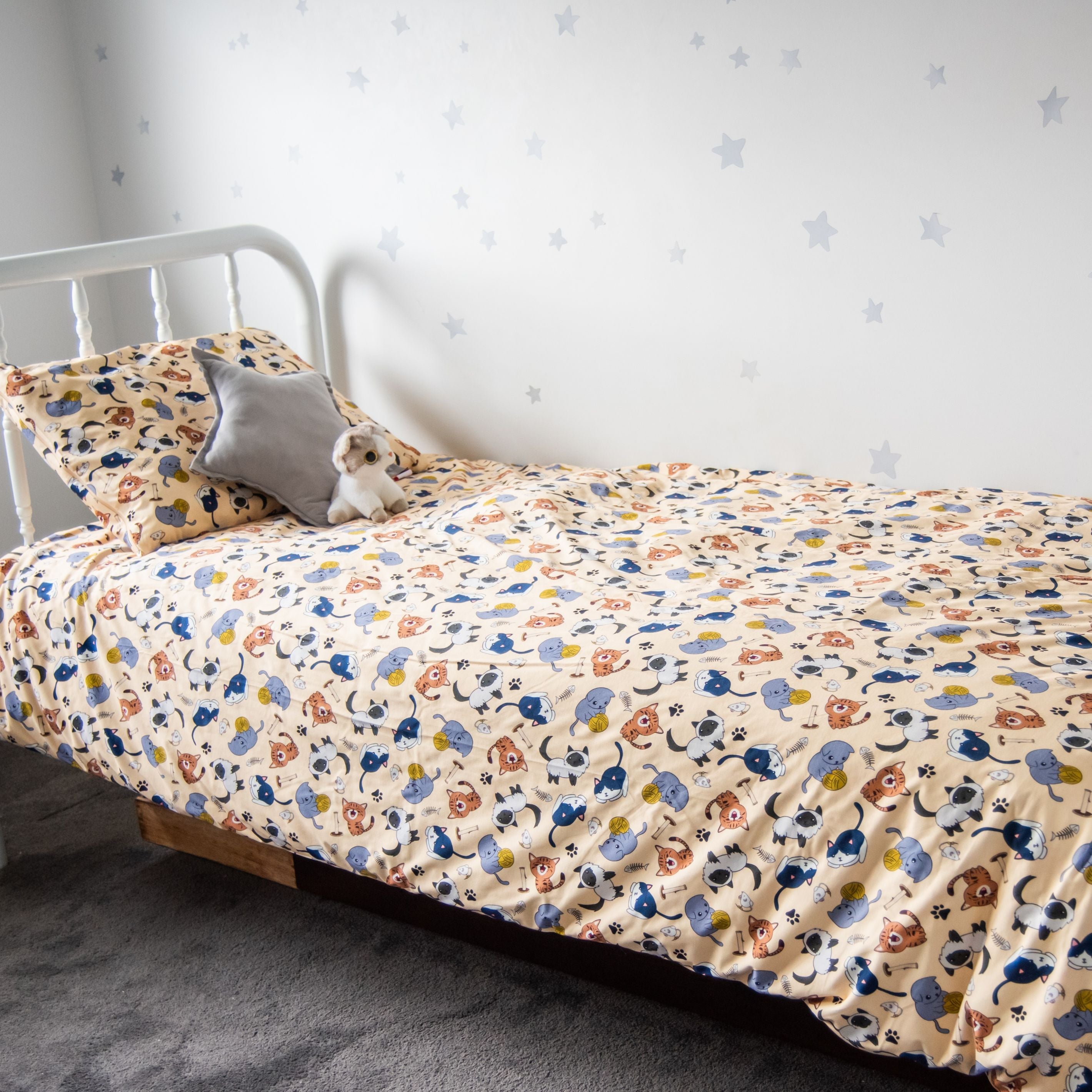 No-Leak Quilt Cover | Feline Good