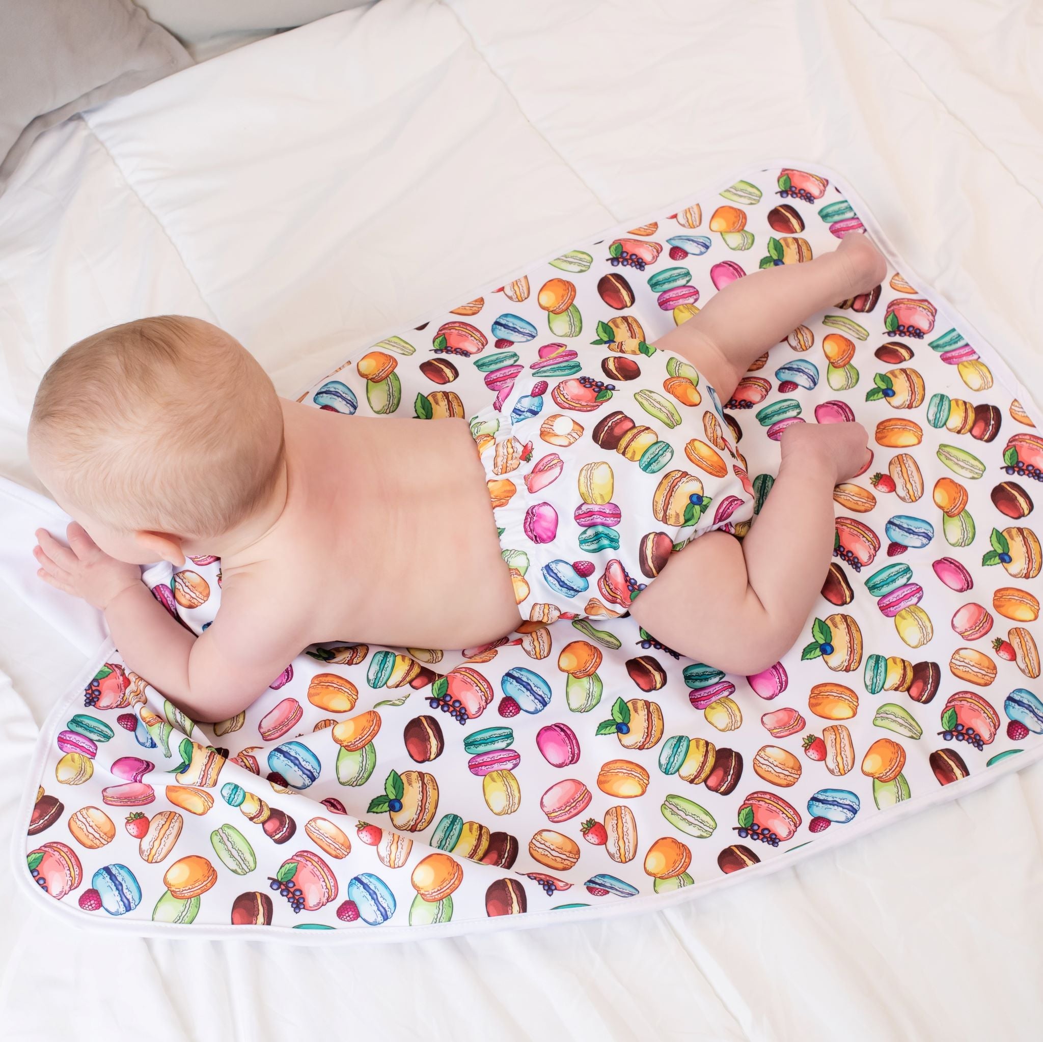 Travel Mat | Hey Macarona - Monarch