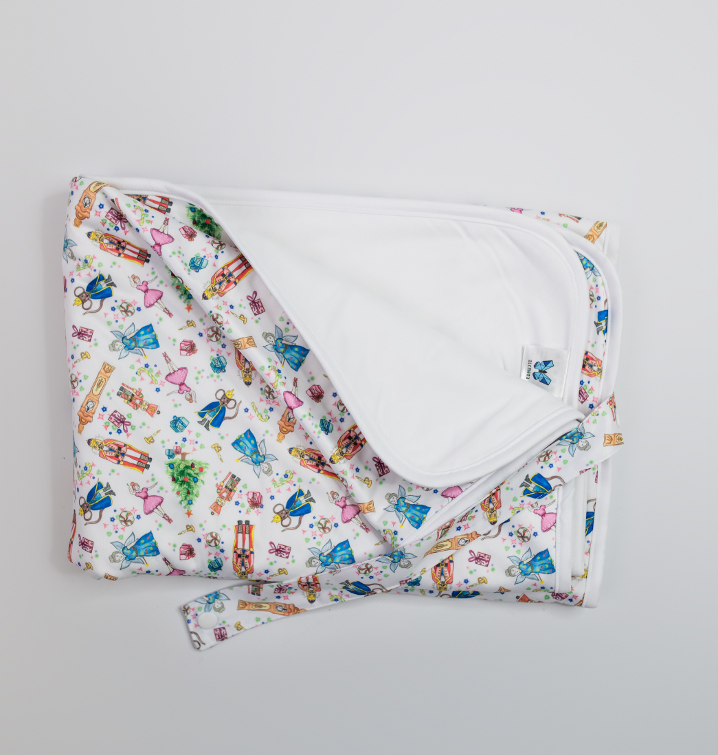 Wipe-Clean Change Mat | What's Crackin'