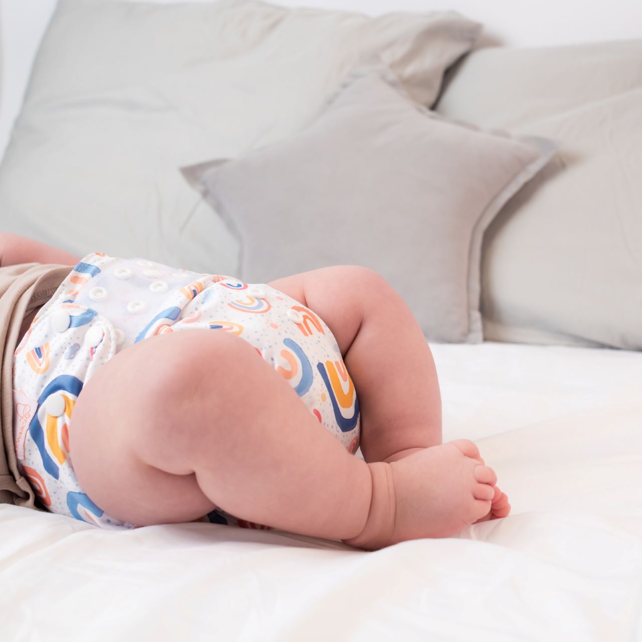 Beginner Reusable Cloth Nappy Set (w/Pod) | Akoi There