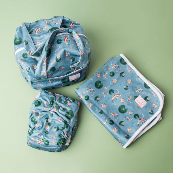Eco Gift Bundle (4 Nappies + Pod + Mat) | Akoi There