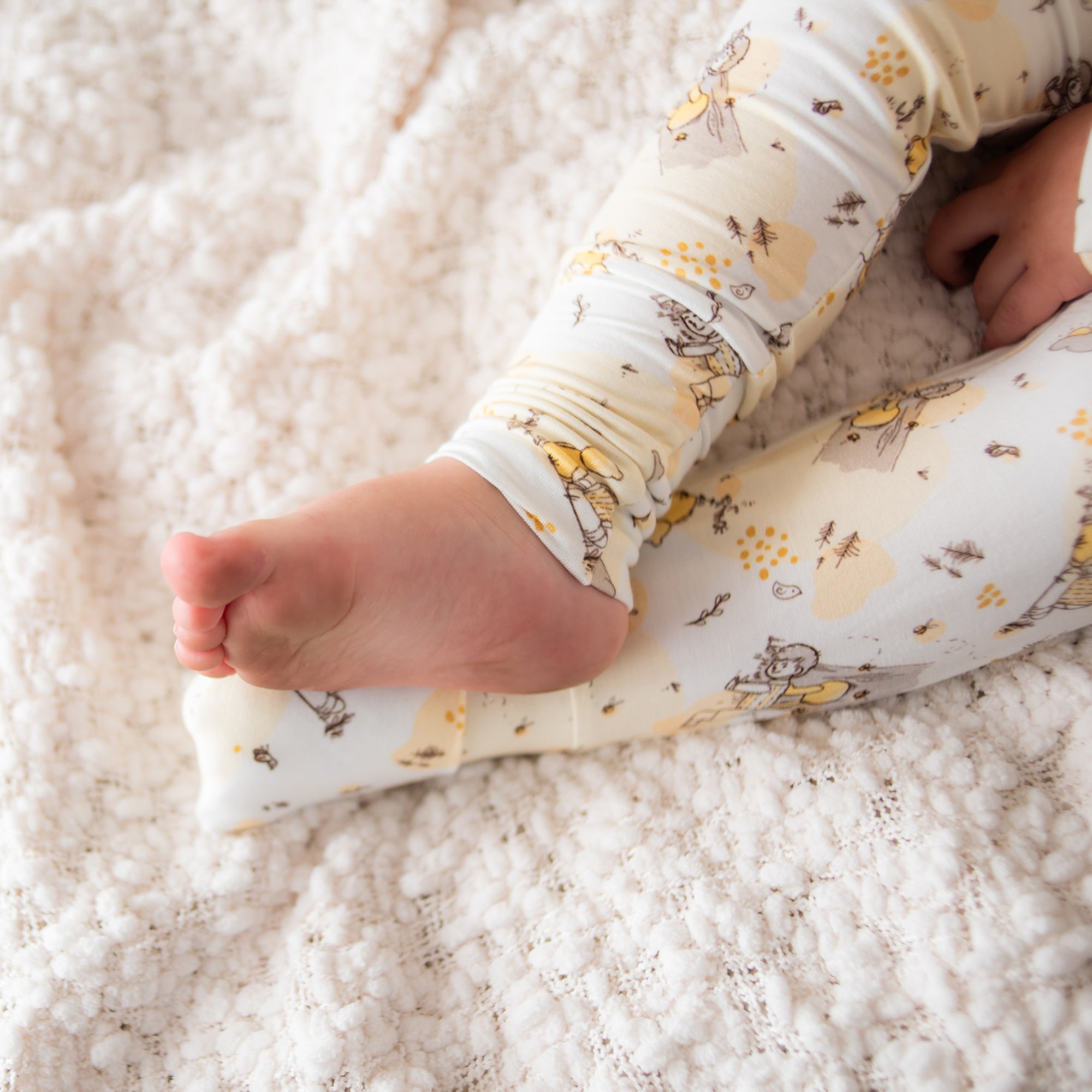 Bamboo Romper (Bootysuit) V3.0 | 100 Acre Woods (Long)