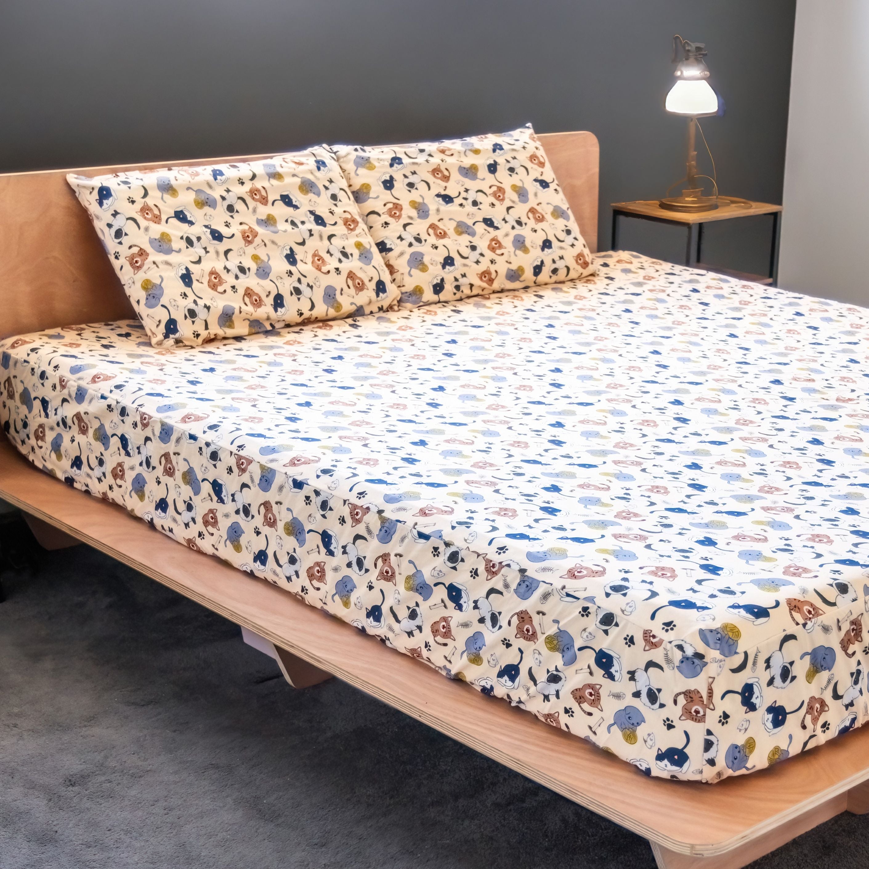 No-Leak Fitted Sheet | Feline Good