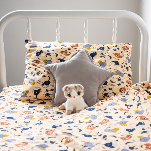 No-Leak Quilt Cover | Feline Good