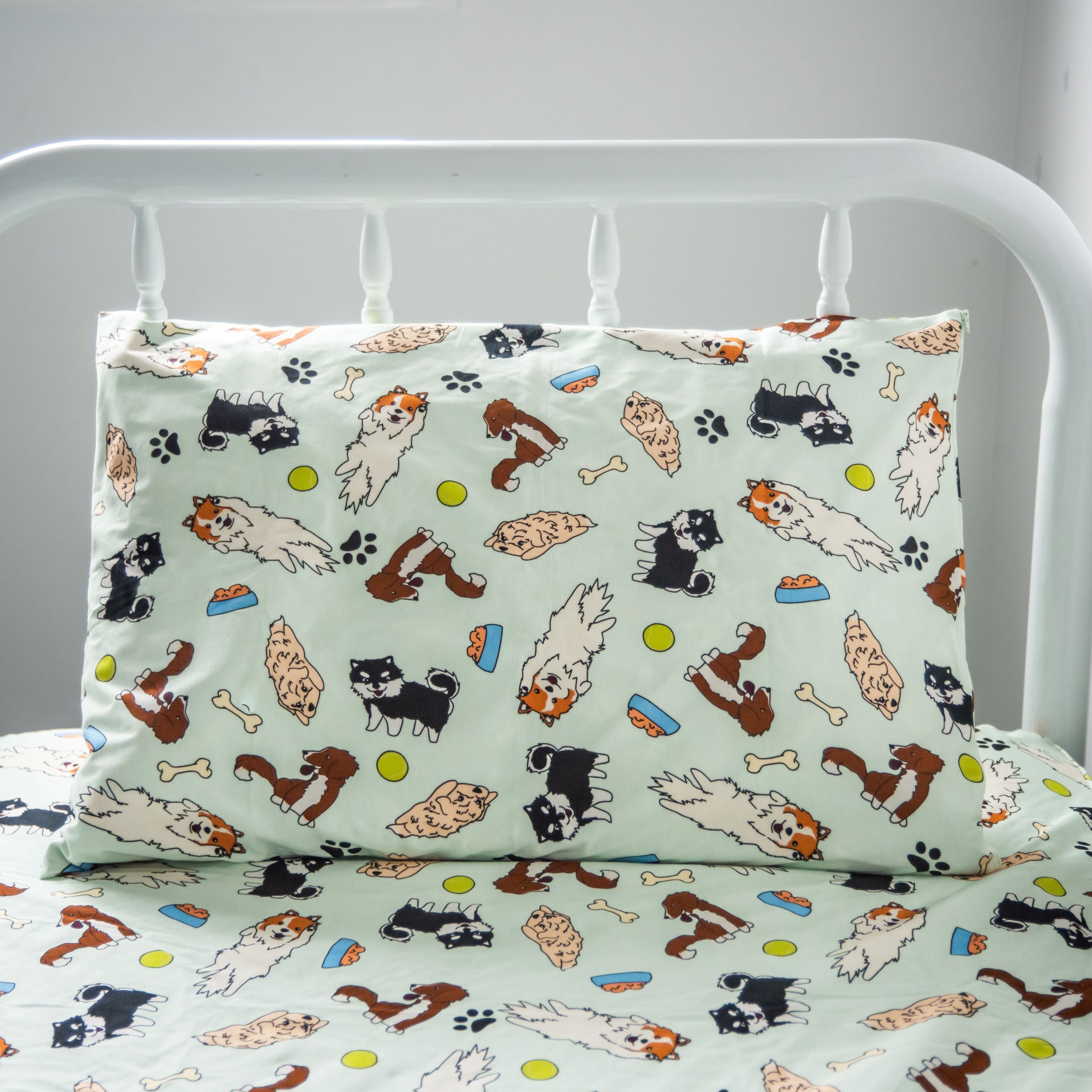 No-Leak Pillow Case | Haku & Friends