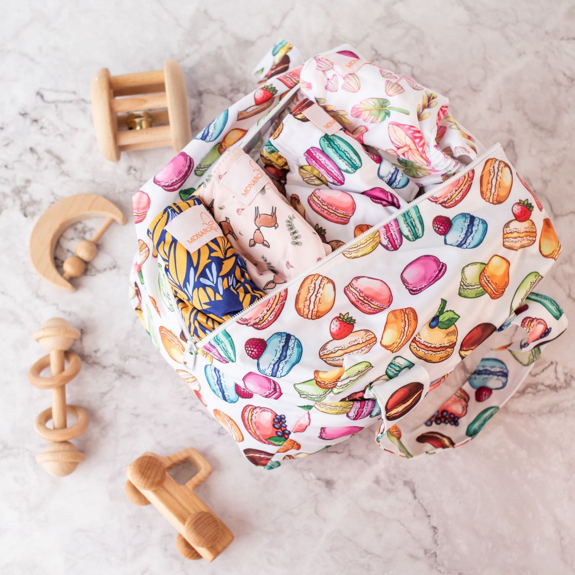 Beginner Reusable Cloth Nappy Set (4x + Pod) - Monarch