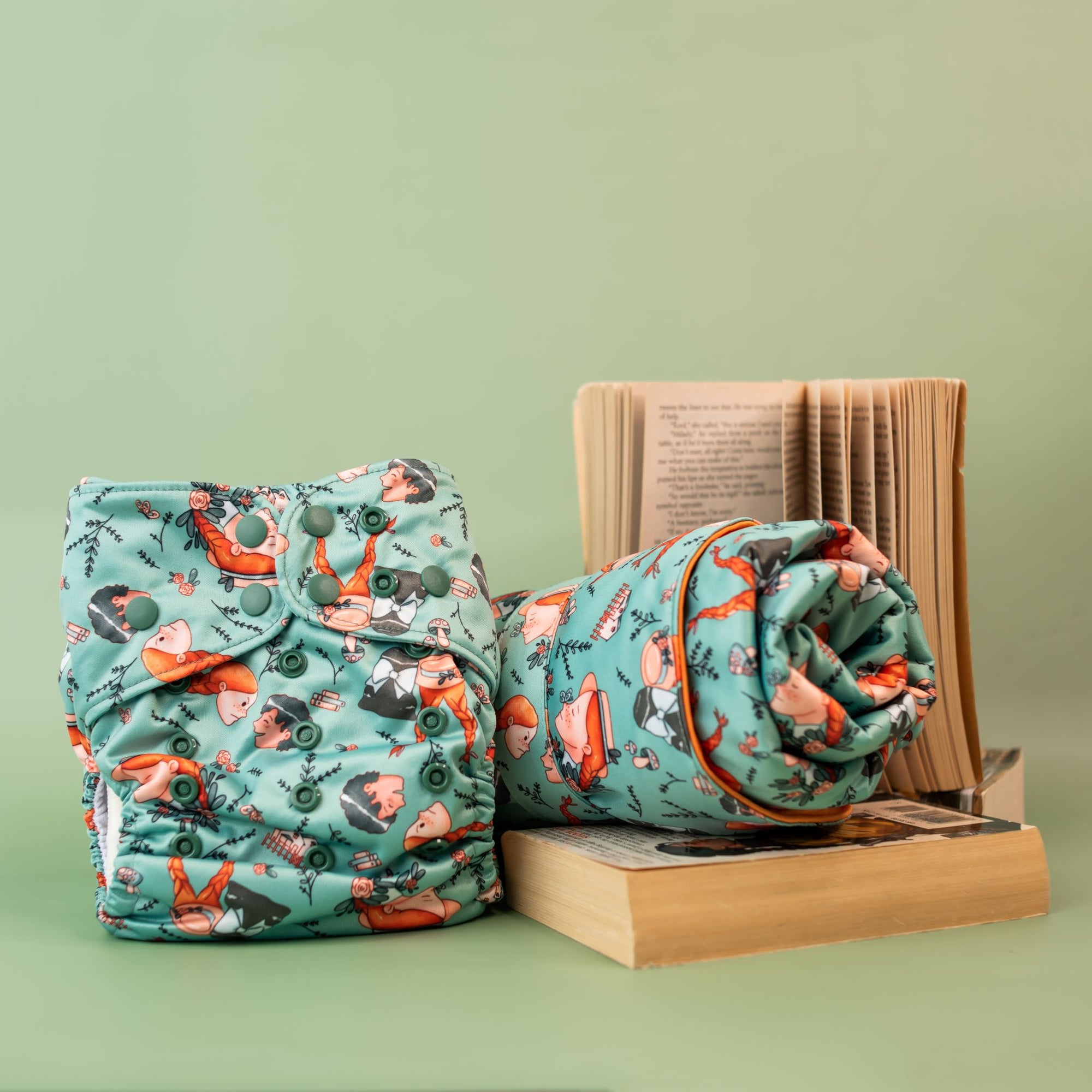 Classic Reusable Cloth Nappy 2.0 | Anne with an E - Monarch