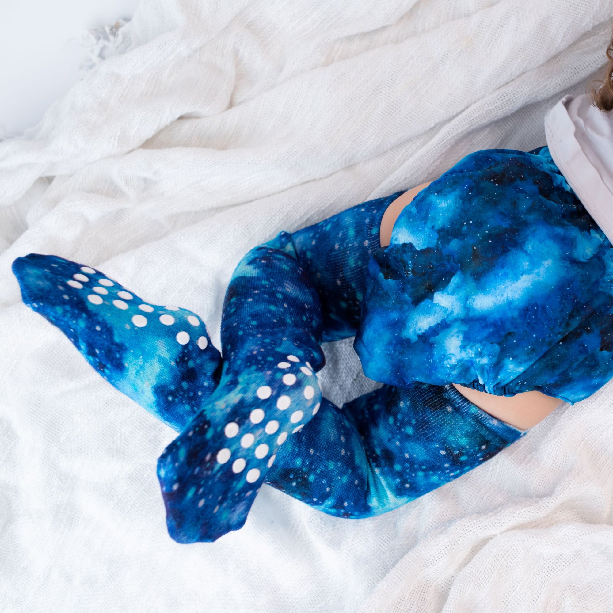 Leg Ups | Snowstorm - Monarch